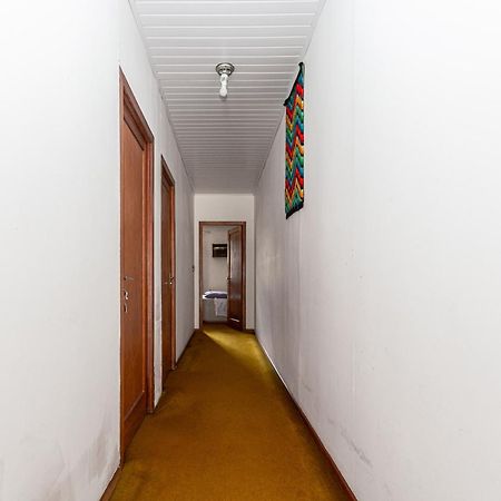Memora Guesthouse Curitiba - Quartos Em Casa Proximo Ao Parque Bacacheri Экстерьер фото