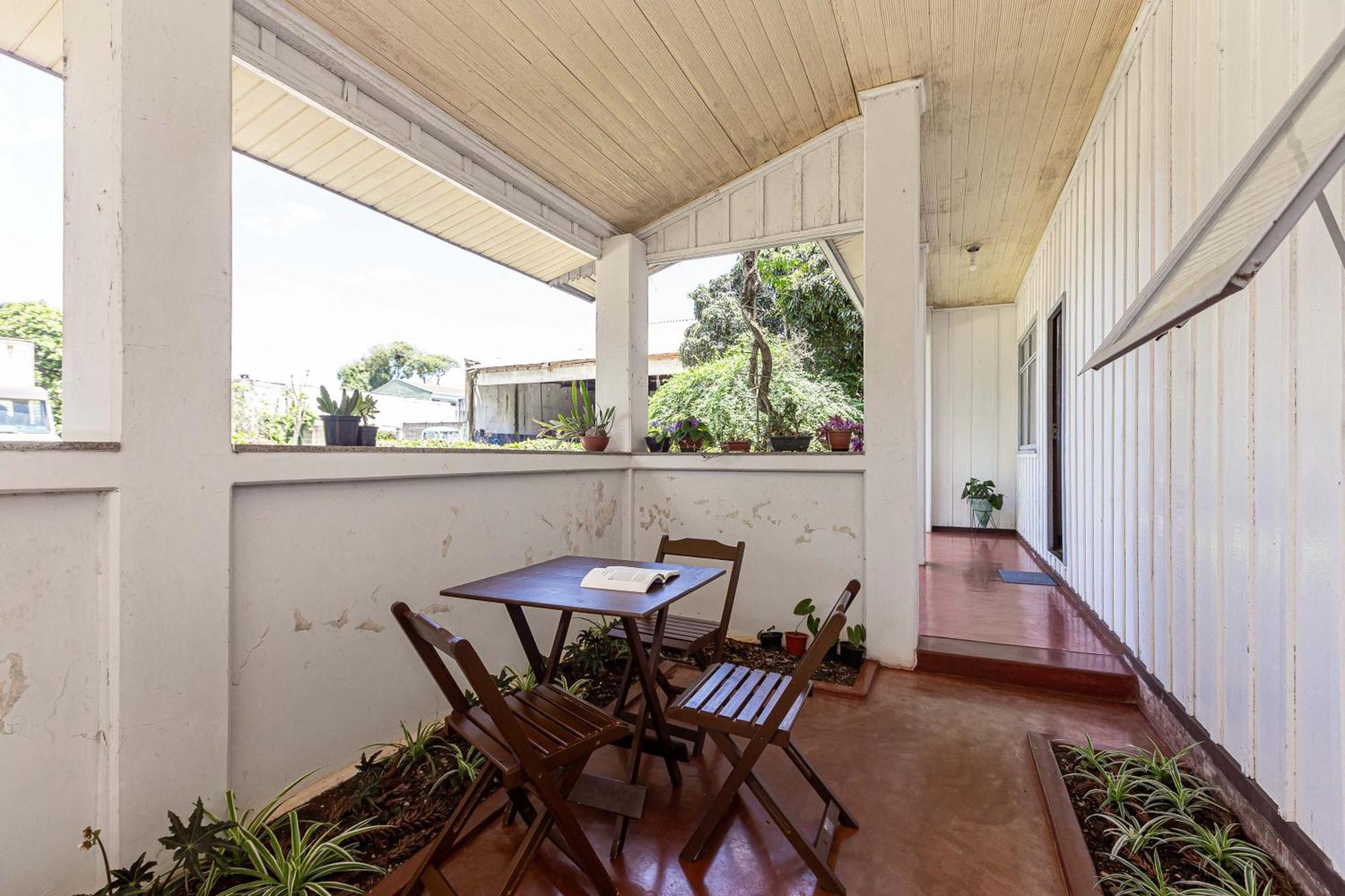 Memora Guesthouse Curitiba - Quartos Em Casa Proximo Ao Parque Bacacheri Экстерьер фото