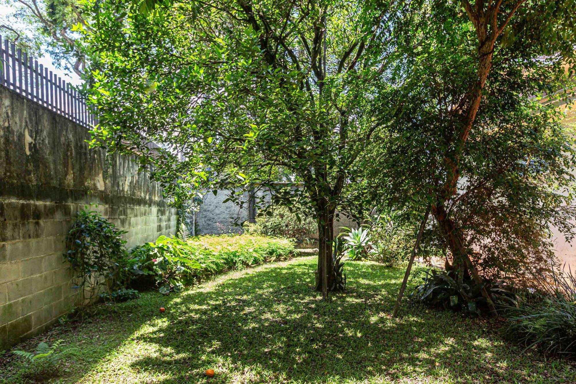 Memora Guesthouse Curitiba - Quartos Em Casa Proximo Ao Parque Bacacheri Экстерьер фото