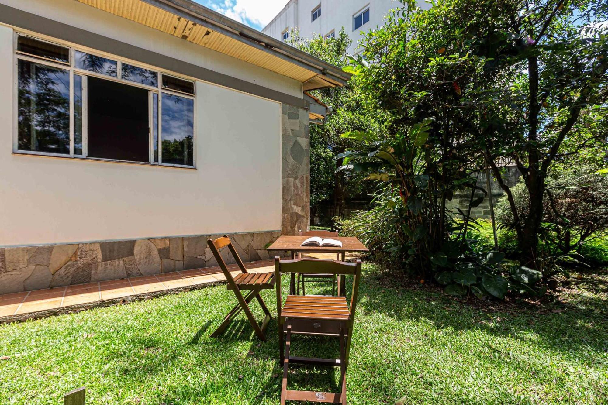 Memora Guesthouse Curitiba - Quartos Em Casa Proximo Ao Parque Bacacheri Экстерьер фото
