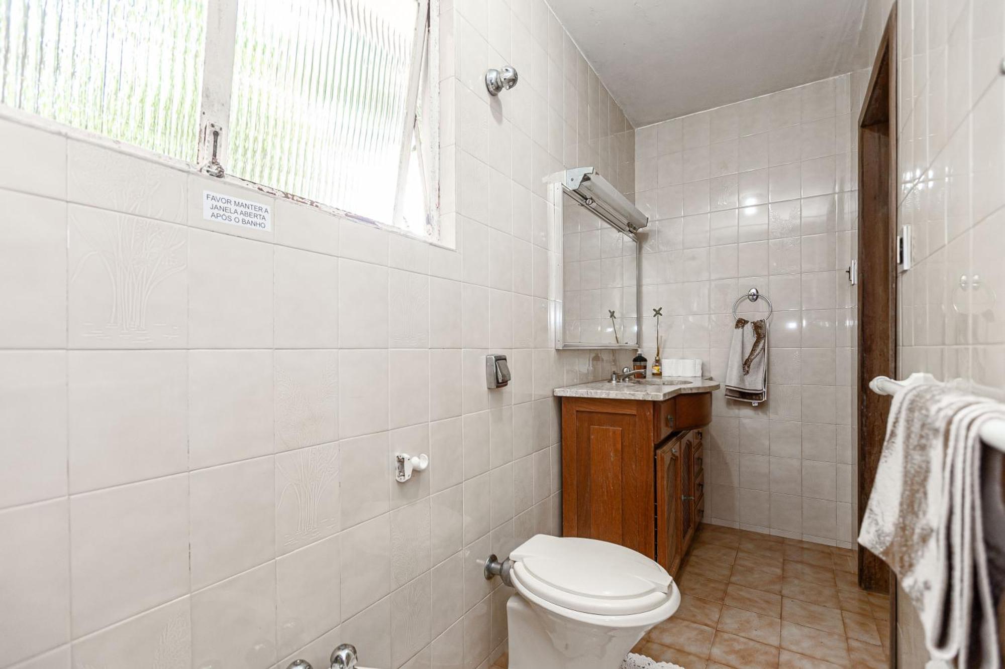 Memora Guesthouse Curitiba - Quartos Em Casa Proximo Ao Parque Bacacheri Экстерьер фото